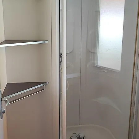 Mobil-home Climatise, Animaux Ok - 6 Pers. - Api-1-52-2205 * Saint-Cyprien